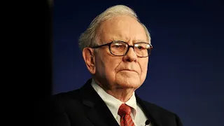 Why Warren Buffett dumped Berkshire Hathaway's shares of Costco