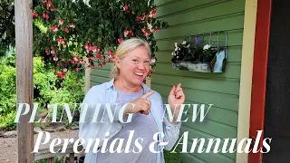 Planting New Perennials & Annuals  in the garden | Styling the porch | Garden planting & mulching