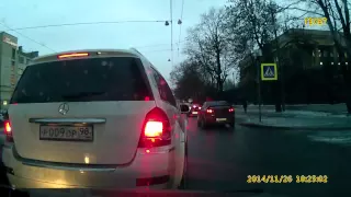 СПб Быдло и хам на Mercedes