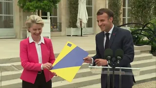 Learn French with speeches  I  Emmanuel Macron avec Ursula Von Der Leyen