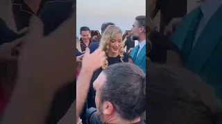 Amber Heard signing autographs at Taormina film fest #2023