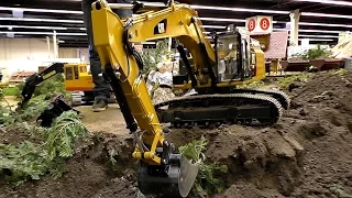 MONSTER RC EXCAVATOR XXXL HUGE RC 1:8 SCALE 155 KG CATERPILLAR CAT 394E AT THE HARD WORK