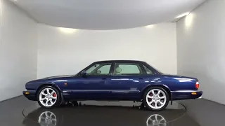 JAGUAR XJR