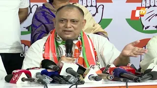 Former Odisha minister Debasis Nayak joins Congress