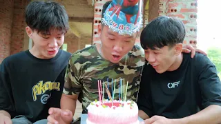 League Nerf War: Couple Seal Warriors Nerf Guns Robber Group Thief Birthday Cake Battle