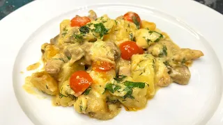 Очень вкусная курица с грибами и картошкой в сливочном соусе!!!