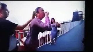 ivete Sangalo cheirando pó