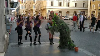 Craziest Screams / Urla Più Pazze / Bushman Prank Italy / Mr Cespuglio