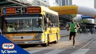 La carrera de Usain Bolt contra el Metrobus en la 9 de Julio