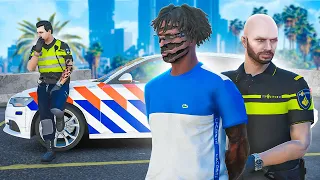 Badr Hari Arresteert Mensen Als Politie Agent..👮🏽 (GTA RP)