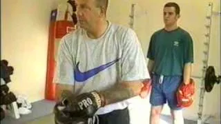 Geoff Thompson Punching Instructional