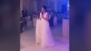 Невеста поёт песню жениху "С тобой"