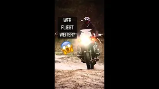 Flugstunde auf dem Motorrad 🏍️💨 #grip # shorts #new