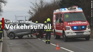Autolenkerin bei Verkehrsunfall auf Eferdinger Straße in Fraham von Straße abgekommen