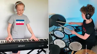 Piano and Drum 90s Dance remix-Viral ‘How to Attract a Crowd in Four Minutes’ video gets a drum beat