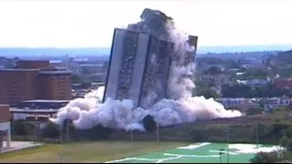 Sander Hall implosion: When the walls of  27-story University of Cincinnati dormitory came tumblin'