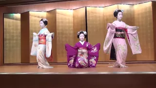 maiko dance  "gion kouta" , KYOTO　京舞「祇園小唄」