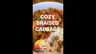 🥰 COZY BRAISED CABBAGE  #shorts #veganrecipes #saffron #plantbased #cabbage #chickpeas