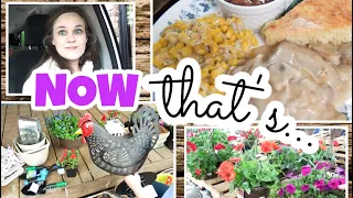 Down Home Cookin'! | Spring Flower Shopping & Southern Smothered Pork Chops Recipe