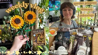 ✽ part cozy & part chaos ✽ skincare, garden update, & some unboxings | weekly vlog 🌻🖤☕️