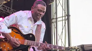 Norman Brown performs Let’s Get Away at the John Coltrane International Jazz & Blues Festival 2023