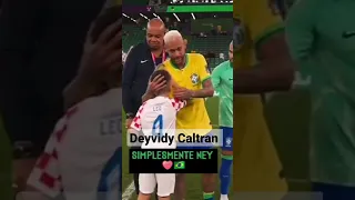 NEYMAR CHORANDO ABRAÇANDO CRIANÇA DA CROÁCIA 😕 #neymar #richarlison