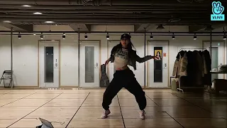 Yves dancing to X by Code Kunst ft. Lee Hi