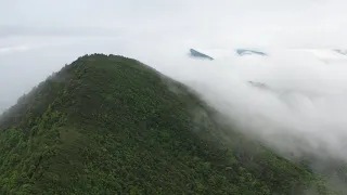 Полет над горами видео в 4K