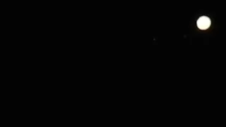 Юпитер 5 спутников попали на видео  Уникальное явление или удачный ракурс
