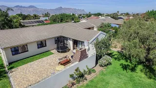 4 Bedroom House for sale in Western Cape | Boland | Strand | Onverwacht | 17 Navarre St |