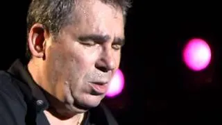 CLAUDE NOUGARO dansez sur moi (live)