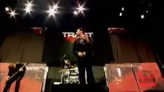 Trapt - Headstrong (Live - Crue Fest)