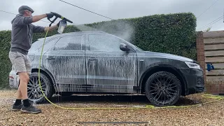 Car cleaning | AVA Products | AVA Premium Snow Foam Cannon | Audi Q3 Black Edition.