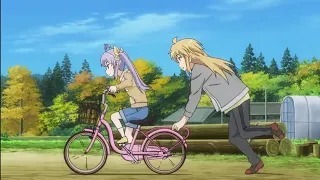 Non non biyori random moments | renge belajar sepeda, kaede membantu mengajari renge naik sepeda.