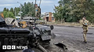 Ukraine war: graves found in city recaptured from Russians - BBC News