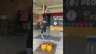 Kettlebell jerk 24/24 kg 161 reps 10 minutes