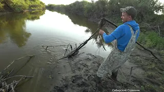 Щуки в переплюйке. Осенний жор продолжается.