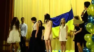 Вчитель української мови веде заміну фізкультури