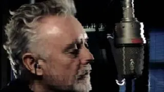 [HD] Roger Taylor - The Unblinking Eye (Everything Is Broken)