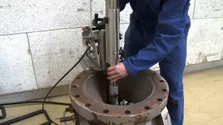 Orbit valve grinding and lapping machine.mov