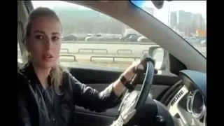 Подборка ДЕВУШЕК ЗА РУЛЕМ, АВАРИИ И НЕУДАЧИ!!! Girls Auto Fails 2015!!!