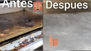 COMO LIMPIAR UNA PLANCHA. PARA LOS QUE SON NUEVOS EN RESTAURANTE. PELEN OJO 👁👁 RAZITA 👀