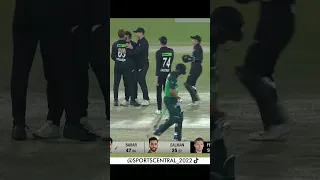 Salman Ali Agha Run Out! #Pakistan vs #NewZealand #TayyariKiwiHai #Shorts #SportsCentral #PCB MZ2L