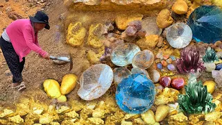 Great Finding Natural Gold, Diamond Amethyst. Diamonds, Quartz Crystal at the mountain