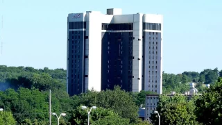 Higgins Hall Implosion - Western Illinois University - Implosion Starts at 2:18.