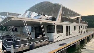 1999 Thoroughbred 18 x 80 Houseboat for Sale