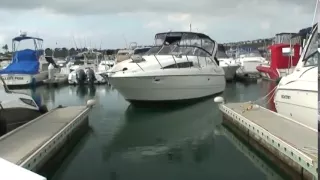 Bayliner 3055 Into The Slip by South Mountain Yachts