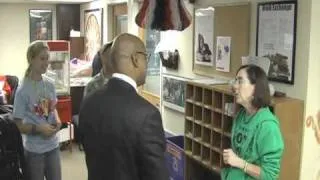 Oregon Secretary of State Kate Brown Helps out at Sylvania Campus