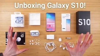 Galaxy S10 Unboxing - What's Included!