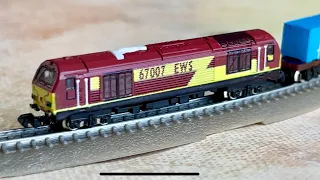 T scale 1/450 - Class 67 locomotive freight train test